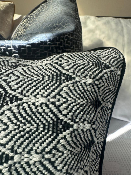 European Style Jacquard Cushion Cover HFCHM241107-30x50CM