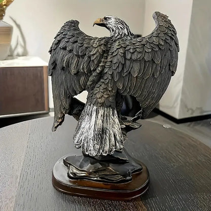Majestic Eagle Rasin Statue - thebens