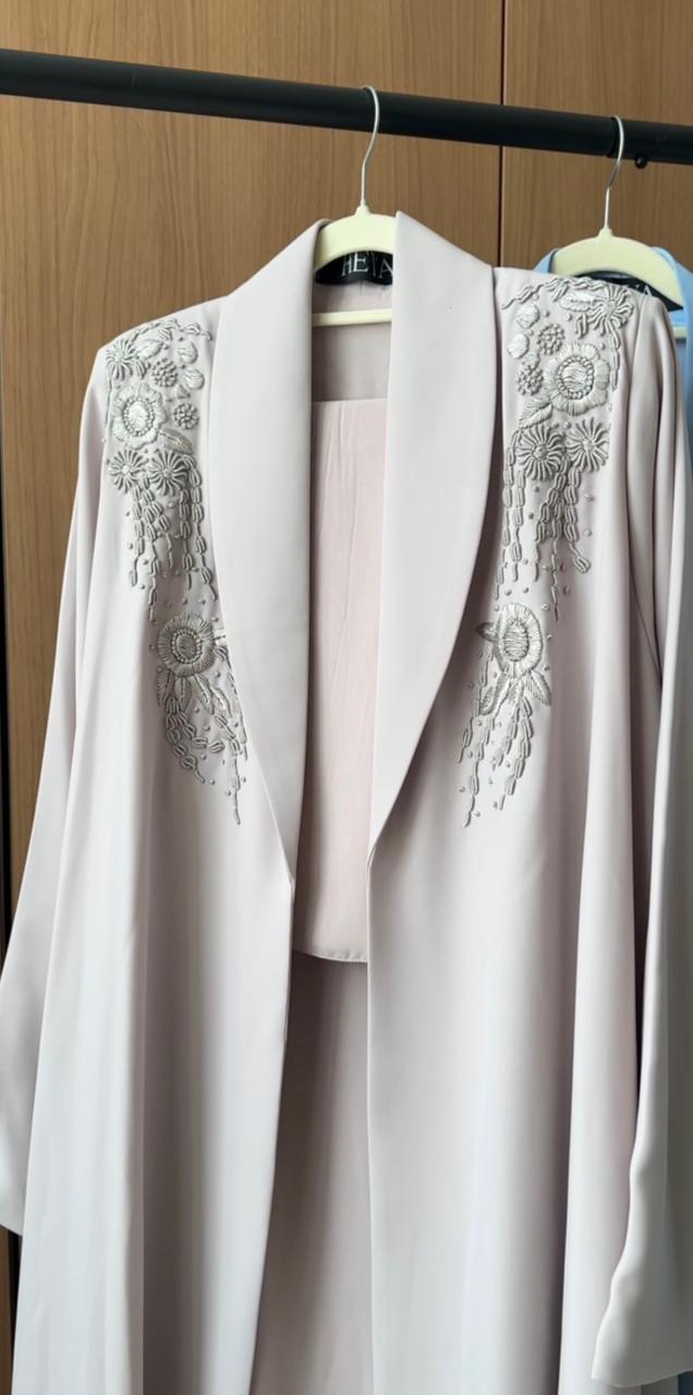 HEYA Swan Abaya and Headscarf – BEIGE