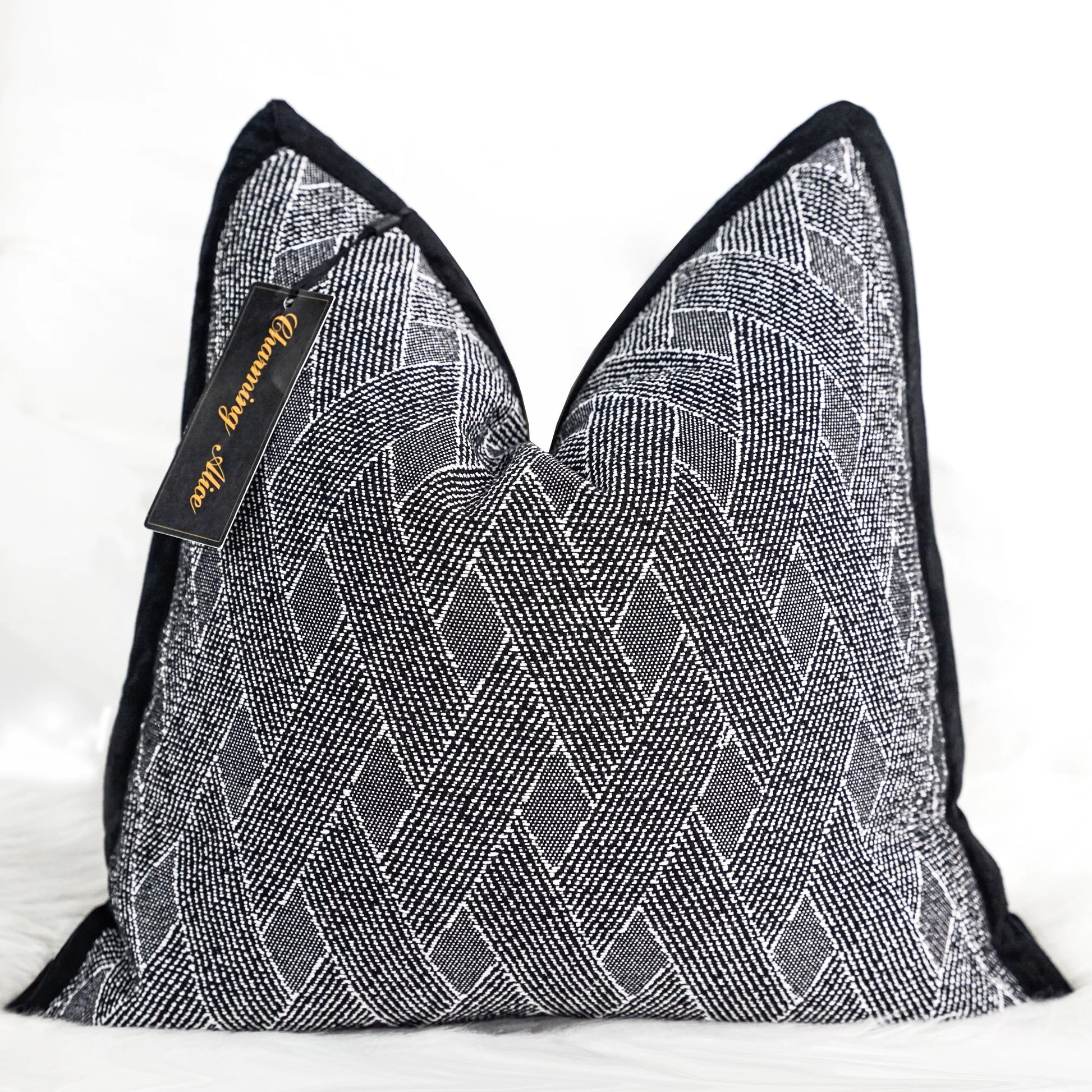 Pre-order 45 Days Morden Velvet Jacquard Cushion Case HFCHM241108-50X50CM - thebens